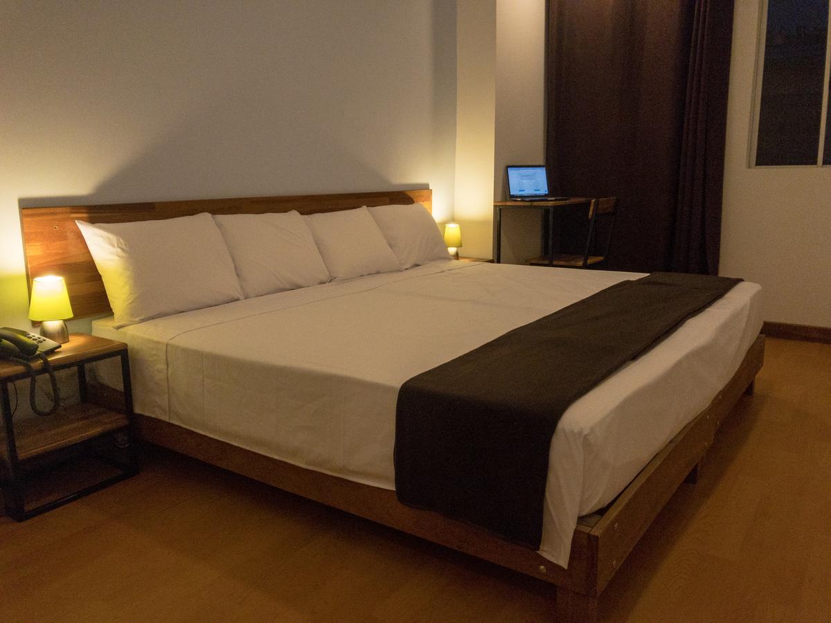 Central Bed & Breakfast Ікітос Екстер'єр фото