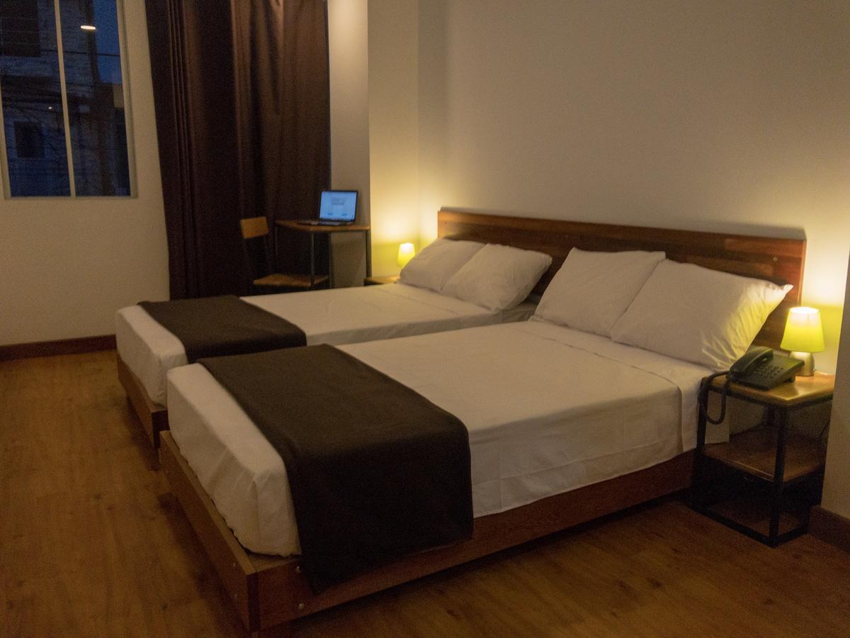 Central Bed & Breakfast Ікітос Екстер'єр фото